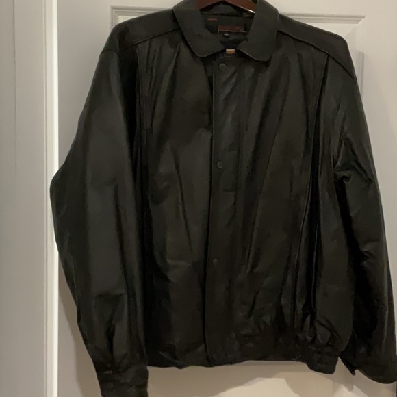 Phase Two Classic Black Leather Bomber Jacket for Men - Picture 1 of 14